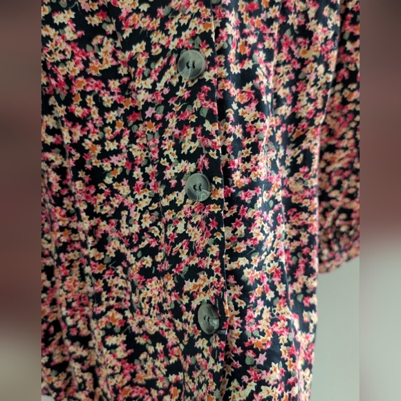 H&M Floral Blouse - Black and Pink, Sz M - Picture 6 of 10